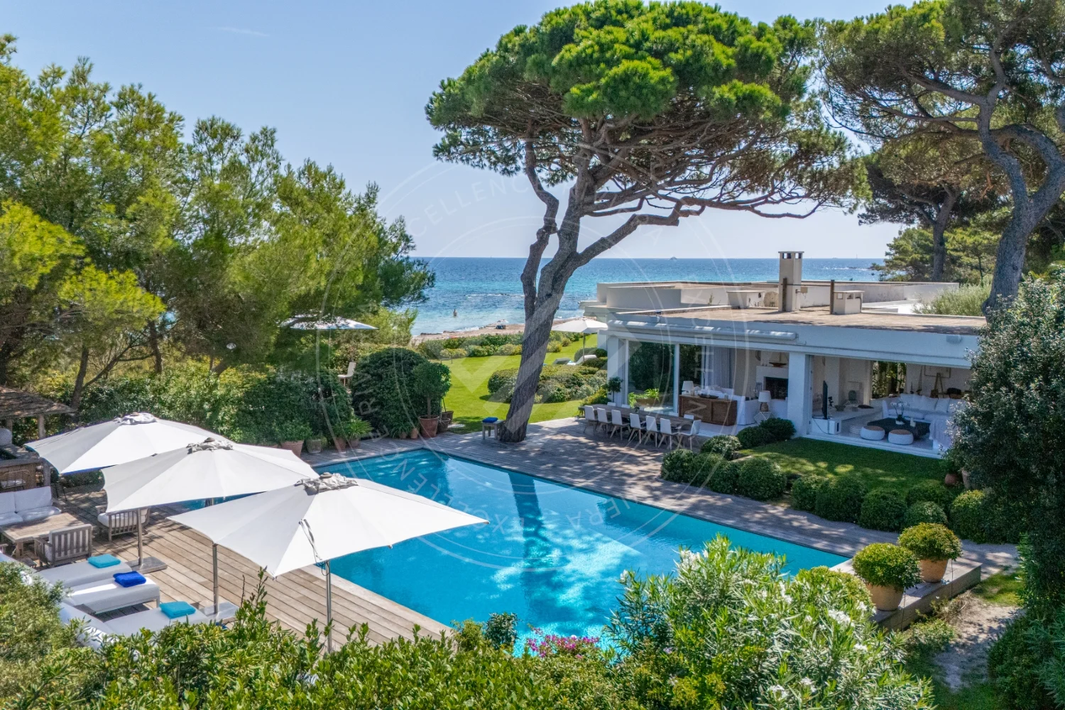 Villa-Malaba-Saint-Tropez-15-1